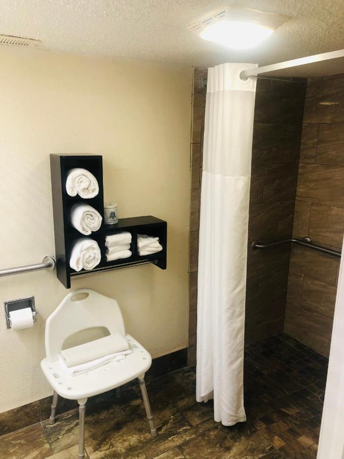 Quail Inn And Suites - מירטל ביץ' מראה חיצוני תמונה