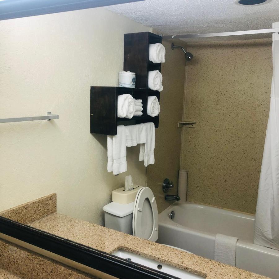 Quail Inn And Suites - מירטל ביץ' מראה חיצוני תמונה
