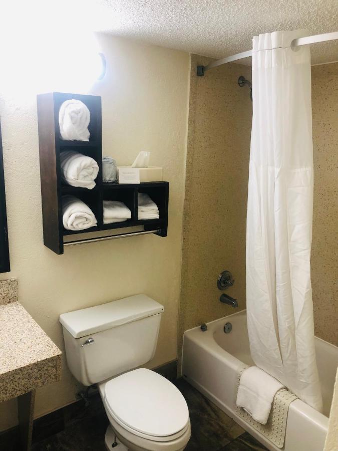 Quail Inn And Suites - מירטל ביץ' מראה חיצוני תמונה